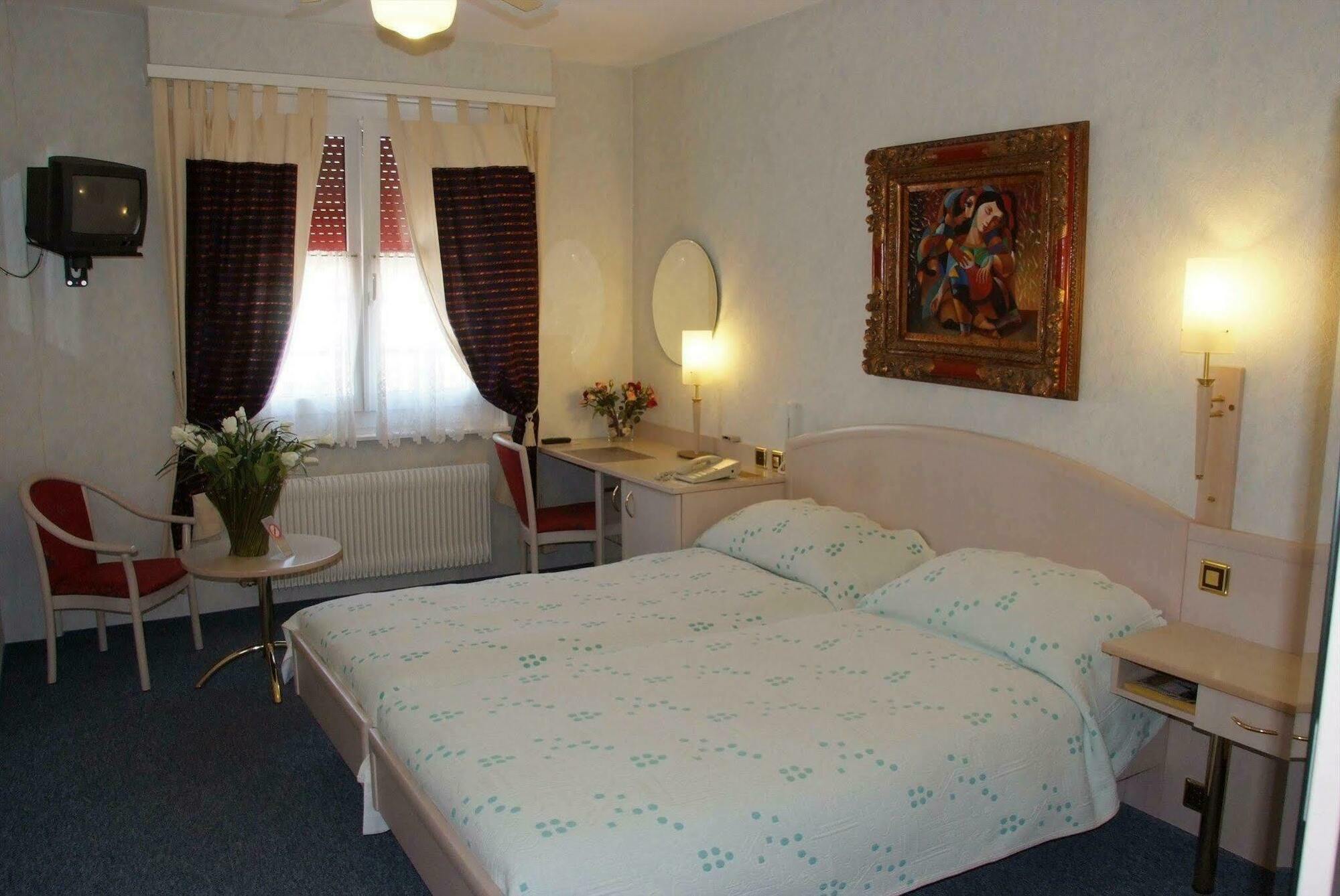 לוזאן Hotel Regina מראה חיצוני תמונה